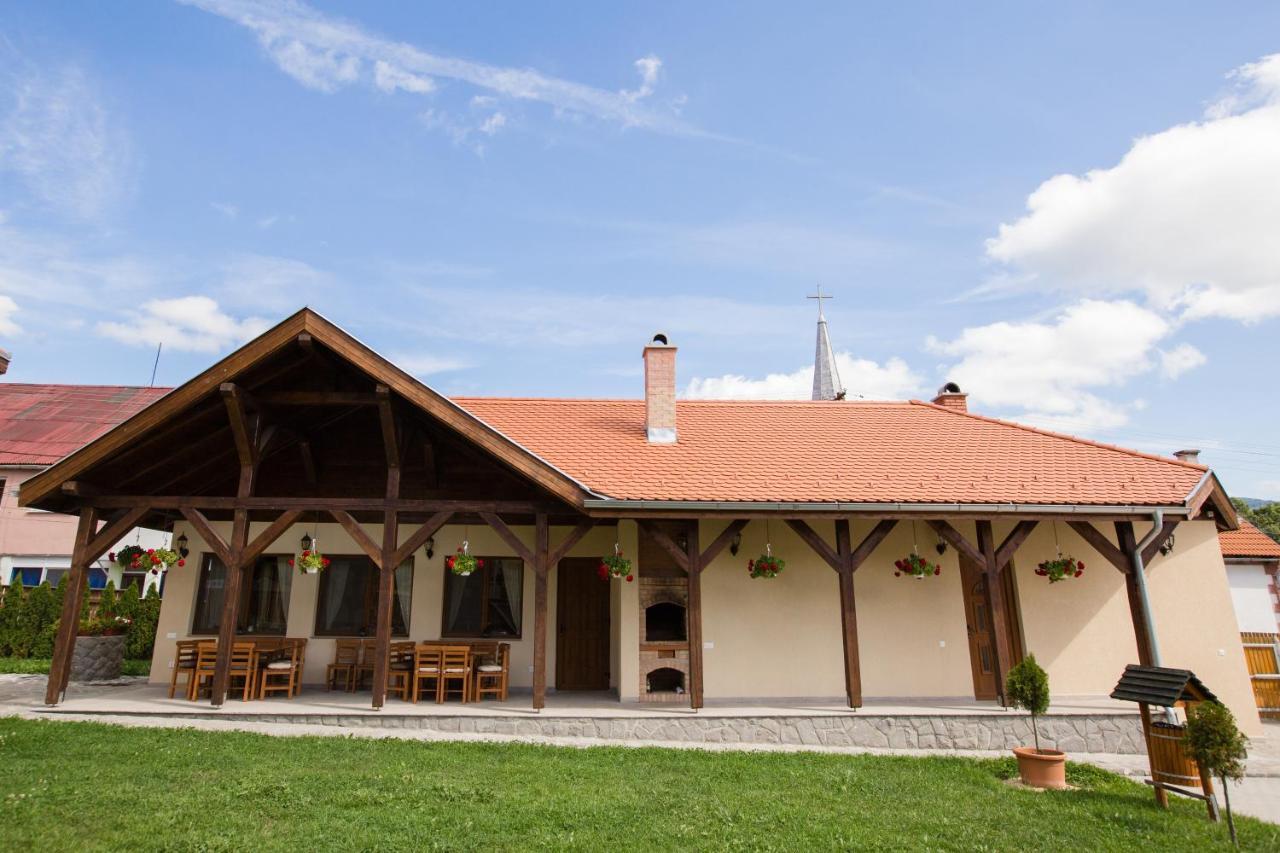 Vila Anna Malnas Bai Экстерьер фото